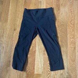 Black half length lululemon leggings